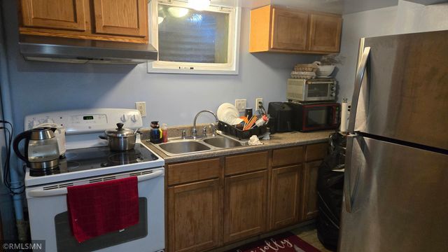 8530 Penn Avenue S, Bloomington, MN 55431