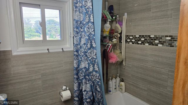 8530 Penn Avenue S, Bloomington, MN 55431