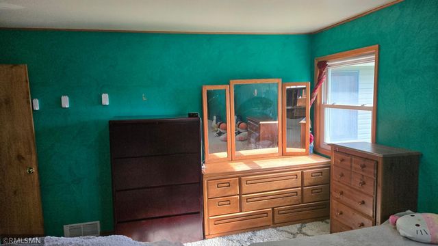 8530 Penn Avenue S, Bloomington, MN 55431