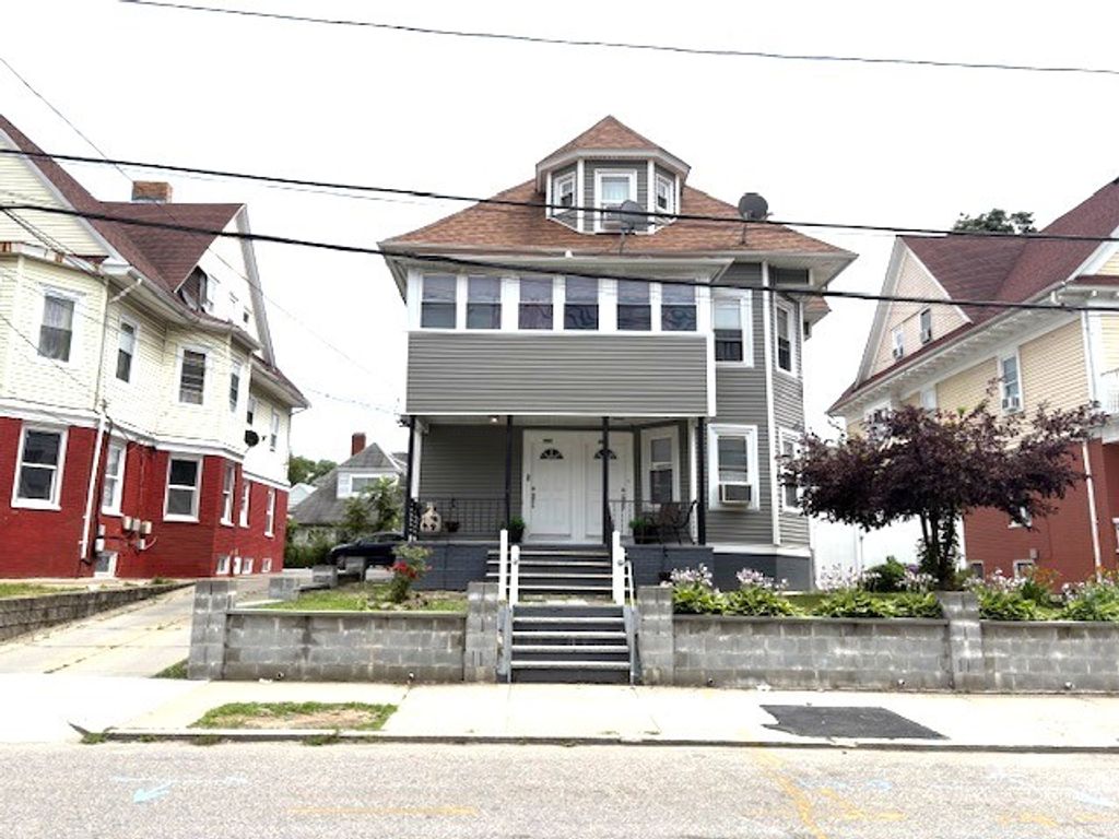 582 Public Street, Providence, RI 02907