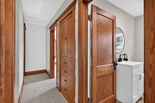 311 Gilbert Street, Jackson, MI 49201