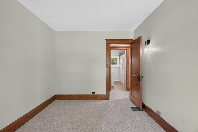 311 Gilbert Street, Jackson, MI 49201