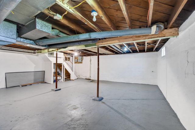311 Gilbert Street, Jackson, MI 49201