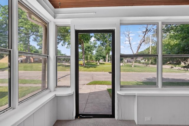 311 Gilbert Street, Jackson, MI 49201