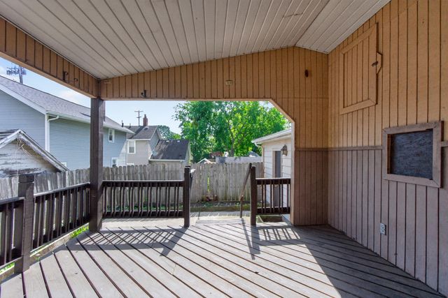 311 Gilbert Street, Jackson, MI 49201