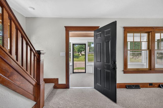 311 Gilbert Street, Jackson, MI 49201