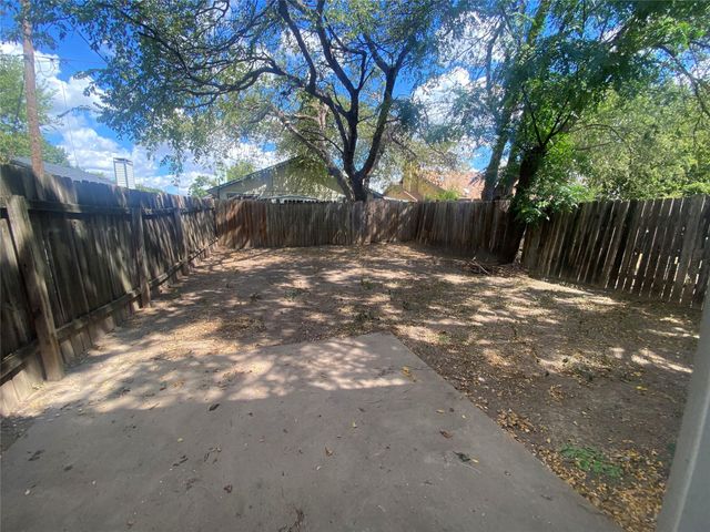 1000 Fieldwood DR S A, Austin, TX 78758