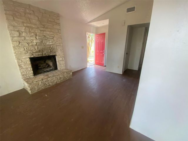 1000 Fieldwood DR S A, Austin, TX 78758