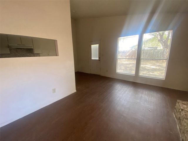 1000 Fieldwood DR S A, Austin, TX 78758