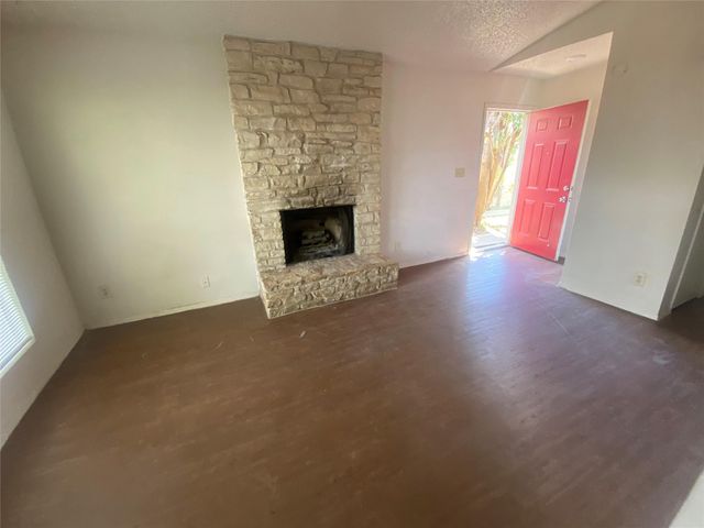 1000 Fieldwood DR S A, Austin, TX 78758