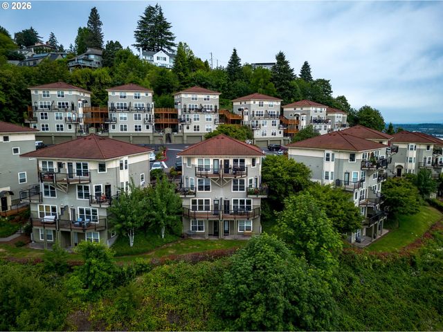 232 Nw UPTOWN Ter 1B, Portland, OR 97210