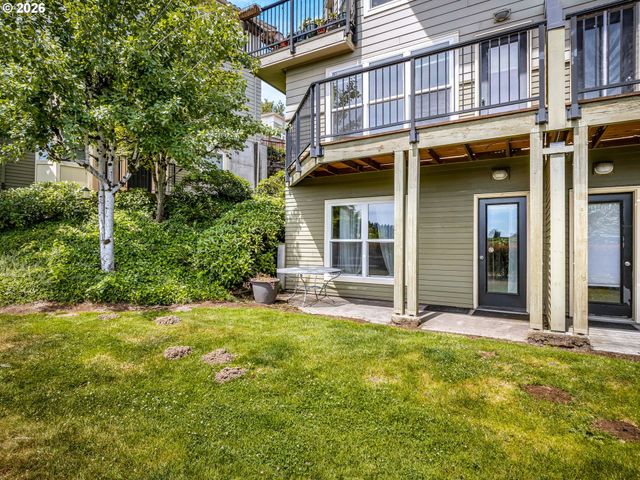 232 Nw UPTOWN Ter 1B, Portland, OR 97210