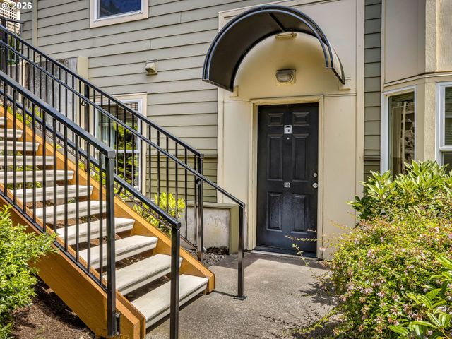232 Nw UPTOWN Ter 1B, Portland, OR 97210