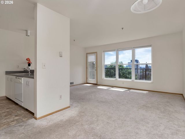 232 Nw UPTOWN Ter 1B, Portland, OR 97210
