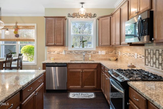 378 Avery Pond Drive, Fuquay Varina, NC 27526