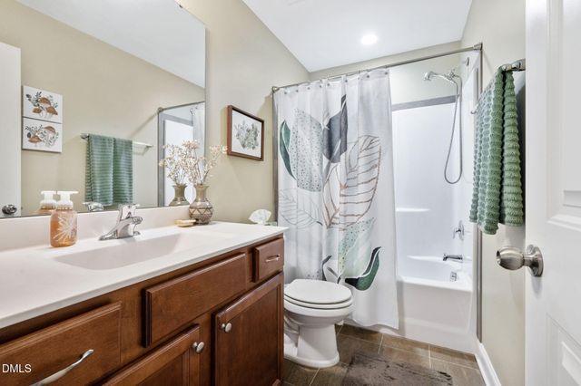 378 Avery Pond Drive, Fuquay Varina, NC 27526