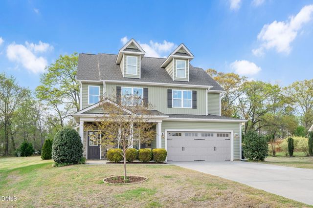 378 Avery Pond Drive, Fuquay Varina, NC 27526