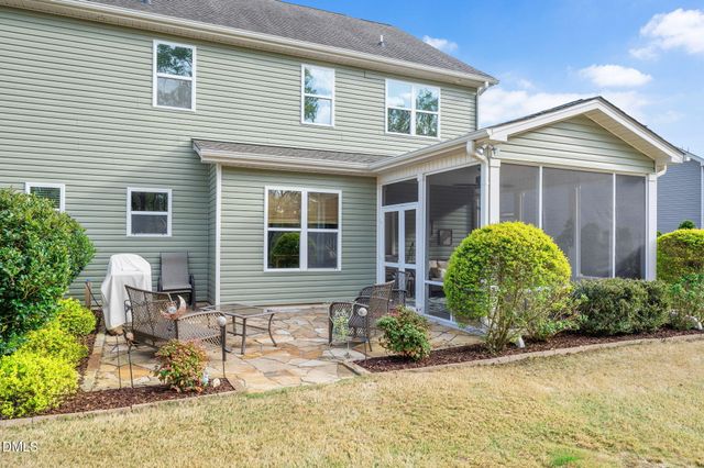 378 Avery Pond Drive, Fuquay Varina, NC 27526