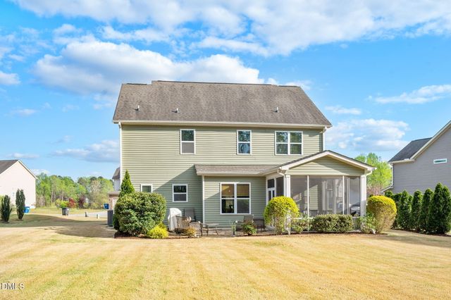 378 Avery Pond Drive, Fuquay Varina, NC 27526