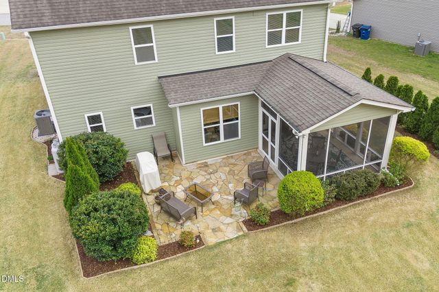 378 Avery Pond Drive, Fuquay Varina, NC 27526