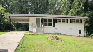 755 Fallview Drive, Forest Park, GA 30297