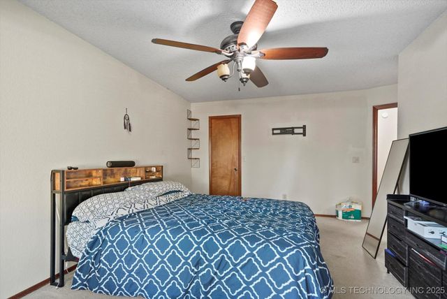 8710 S 88th East East Avenue, Tulsa, OK 74133