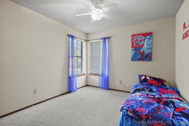 8710 S 88th East East Avenue, Tulsa, OK 74133