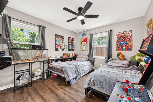 1005 Avenue D, Rosenberg, TX 77471