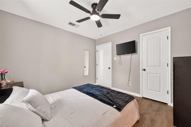 1005 Avenue D, Rosenberg, TX 77471