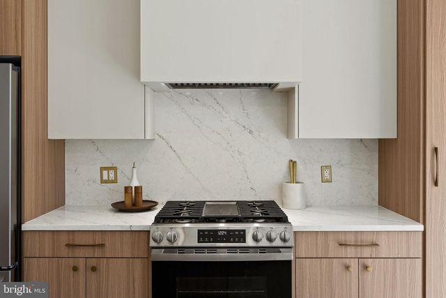 1709 N 4TH ST, Philadelphia, PA 19122