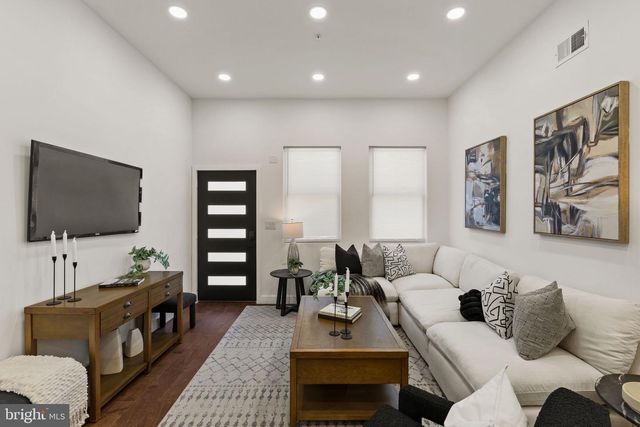 1709 N 4TH ST, Philadelphia, PA 19122