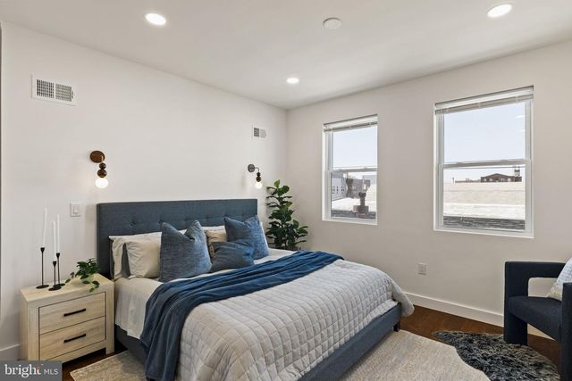 1709 N 4TH ST, Philadelphia, PA 19122