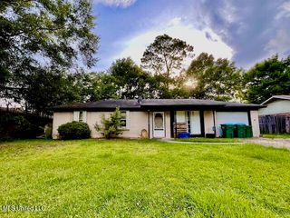 103 Niagara Avenue, Ocean Springs, MS 39564