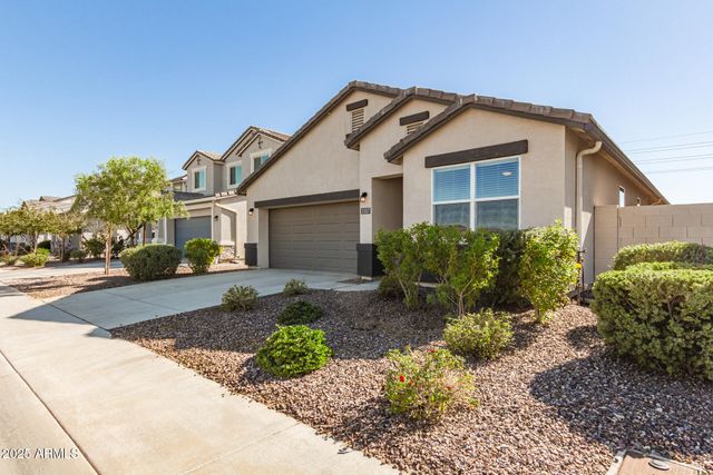 1357 E CHILLINGHAM Road, San Tan Valley, AZ 85143