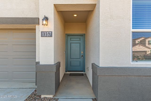 1357 E CHILLINGHAM Road, San Tan Valley, AZ 85143