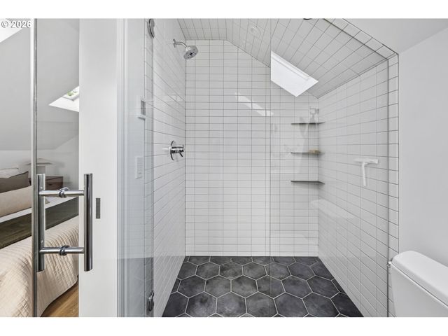 3024 N KILPATRICK St, Portland, OR 97217