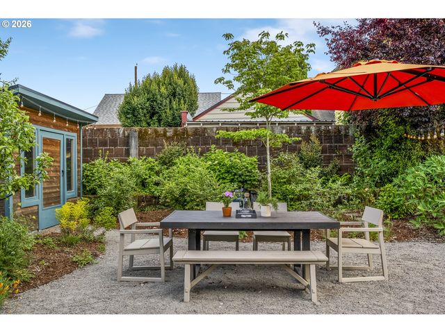 3024 N KILPATRICK St, Portland, OR 97217
