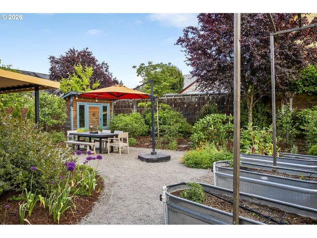 3024 N KILPATRICK St, Portland, OR 97217