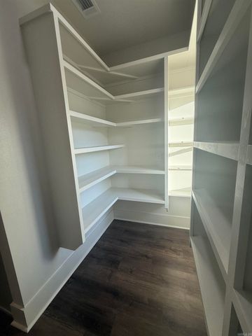 4406 Cumberland Circle, Benton, AR 72019