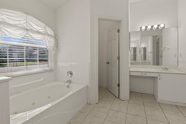 6248 38TH STREET E, Bradenton, FL 34203