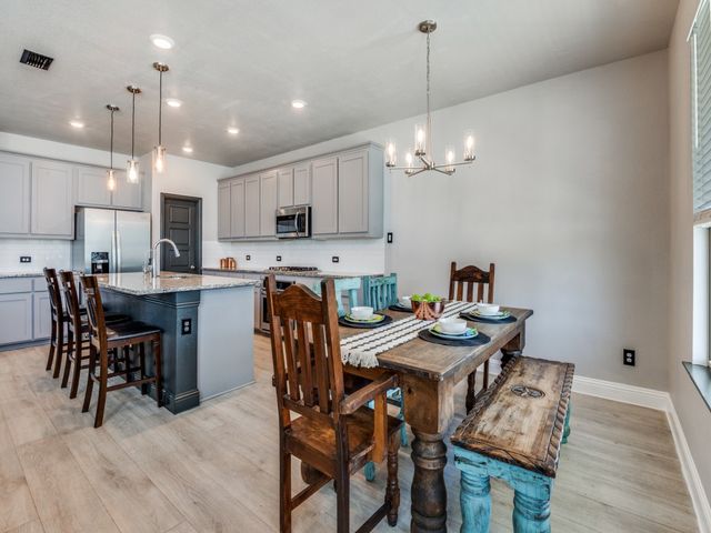 1232 Rushmore Drive, Burleson, TX 76028