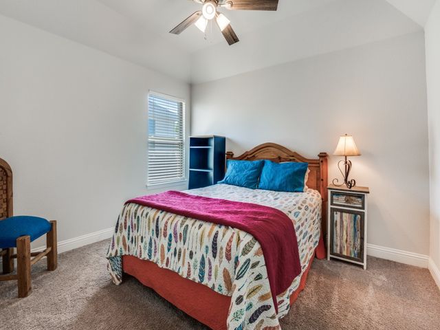 1232 Rushmore Drive, Burleson, TX 76028