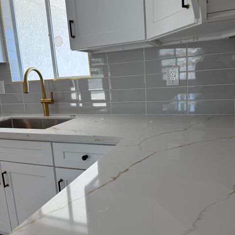 1690 W Kanai Avenue, Porterville, CA 93257