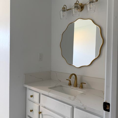 1690 W Kanai Avenue, Porterville, CA 93257