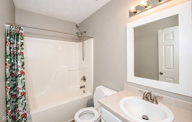 13246 Golden Ash Court, Fishers, IN 46038
