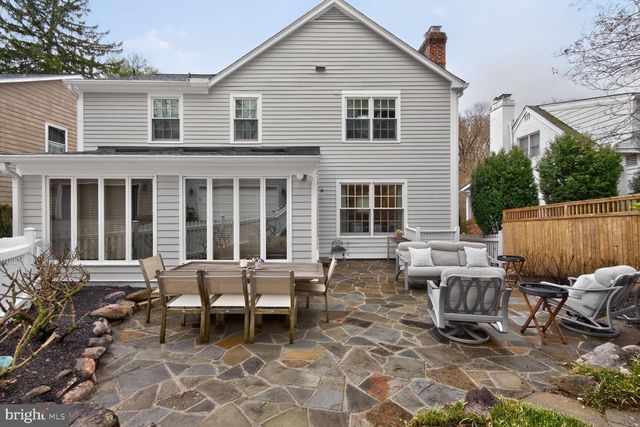 10206 KENSINGTON PKWY, Kensington, MD 20895