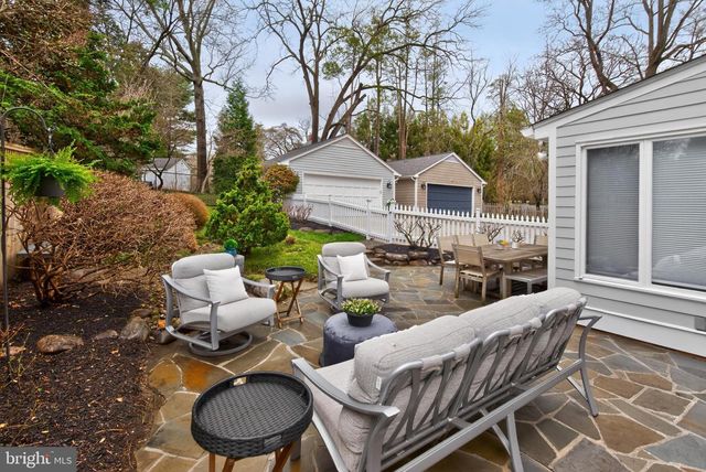 10206 KENSINGTON PKWY, Kensington, MD 20895