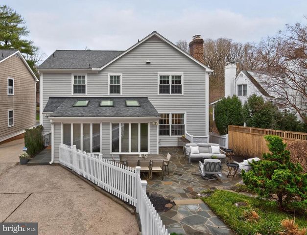 10206 KENSINGTON PKWY, Kensington, MD 20895