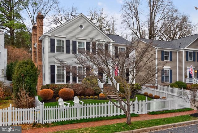 10206 KENSINGTON PKWY, Kensington, MD 20895