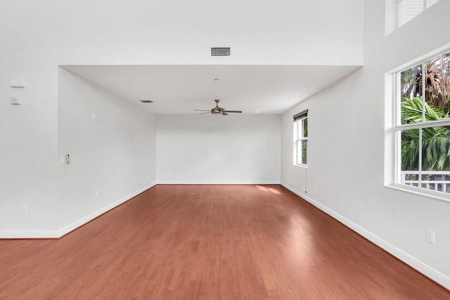 427 SW 13th Terrace, Fort Lauderdale, FL 33312